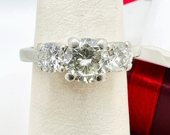 Handmade Platinum Diamond 1.30ct Ring Size 5.5