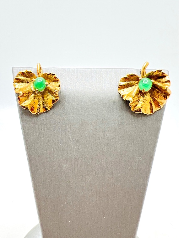 14K Yellow Gold Emerald Floral Earrings