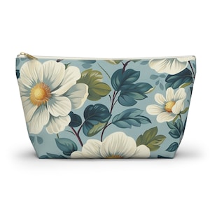 Floral accessory pouch - perfect for toiletries, pencils and make up, the ideal gift for the floral lover and traveler in your life