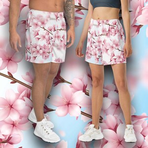 チェリーブロッサム ショーツ - 全面に桜のプリントが施されたユニセックスのリサイクル アスレチック ショーツ - サイズ 2XS - 6XL