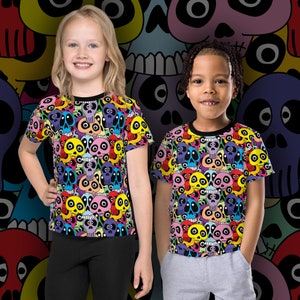 Skulls Shirt - Kids crew neck t-shirt - Child unisex all-over funny skulls print tee - Sizes 2T - 7