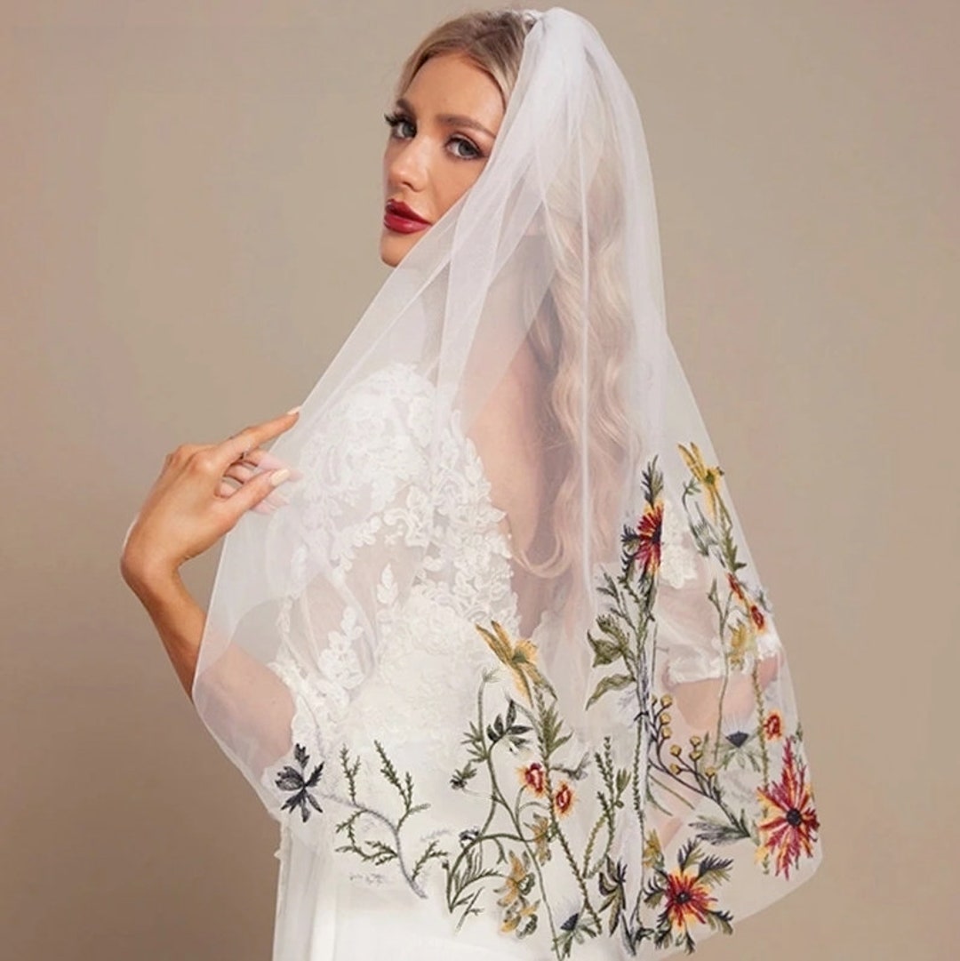 Floral Wedding Veil With Comb Embroidered Tulle Soft Floral Bridal Veil ...