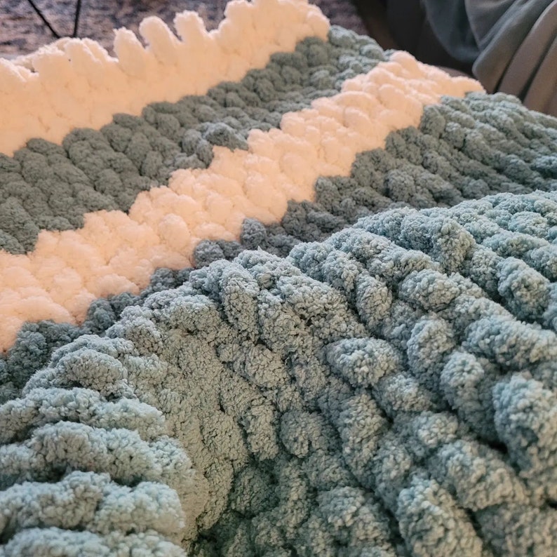 Handknit Chunky Blanket Twotone Color pink & Gray Etsy