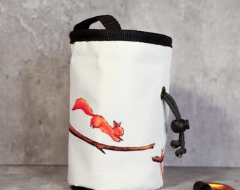Chalk Bag "Jumping Squirrel" – Handmade Climbing Bag with Illustrated Forest Design