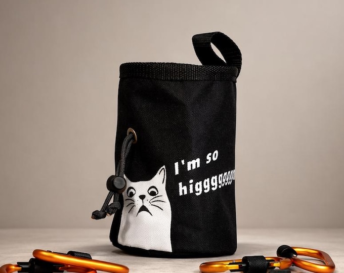 Cat Chalk Bag "I’m so higggggghhhh"  – Funny Climbing Pouch with Meme Vibes