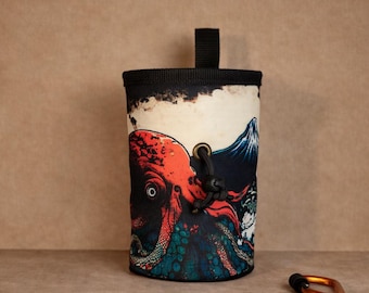 Chalk Bag "Tentacle Grip" – Conquer Walls Like a Kraken, Hokusai style
