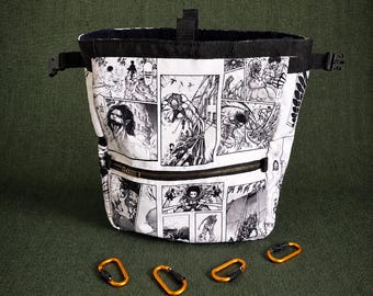 Attack on Titan Chalk Bucket | Large Climbing Chalk Bucket | Anime Chalk Bucket | Bouldering Chalk Bucket with Pocket