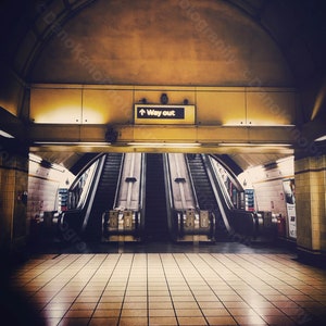 Estação de metrô Gants Hill London, (download digital) -