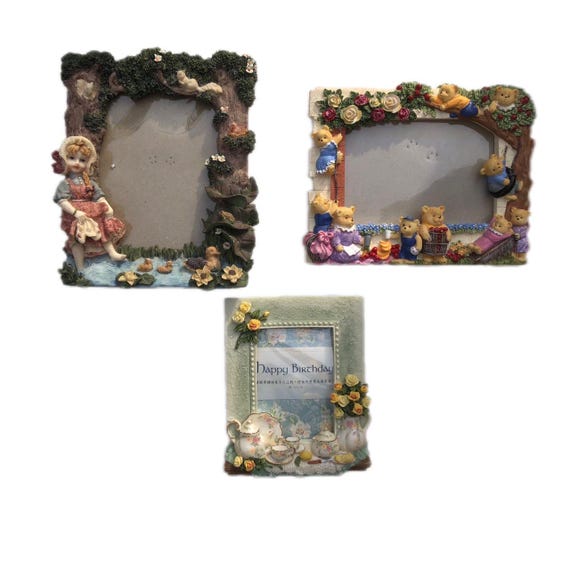 Vintage 3D Resin Floral Picture Frames: Ornate Japan Photo Frames