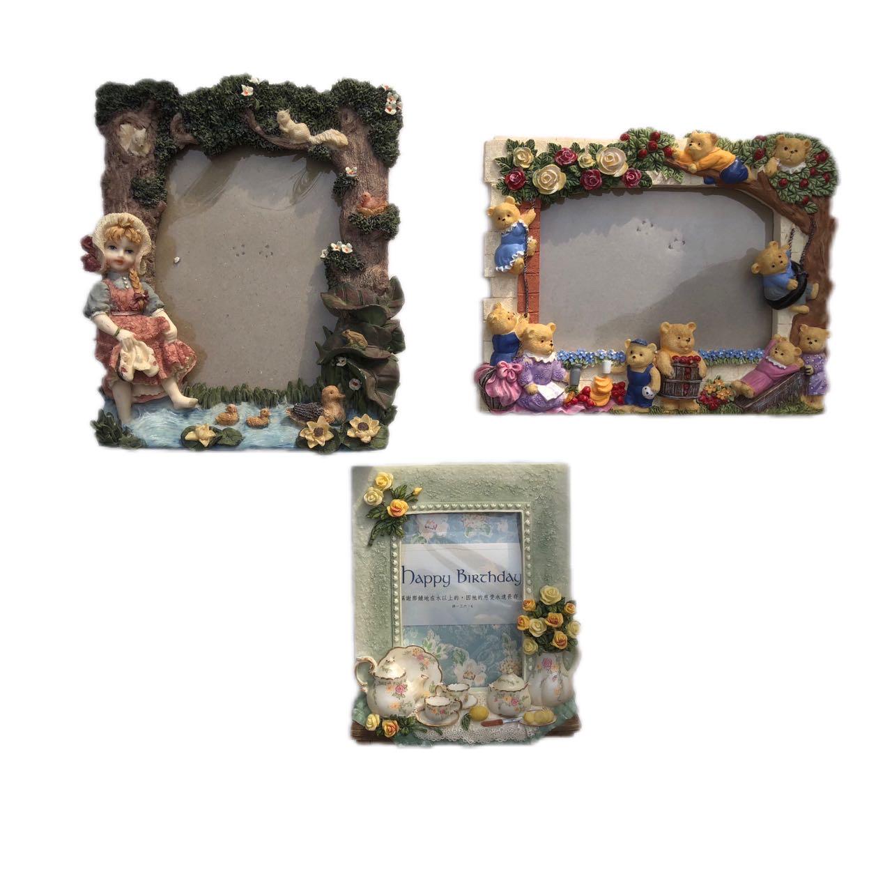 Vintage 3D Resin Floral Picture Frames: Ornate Japan Photo Frames