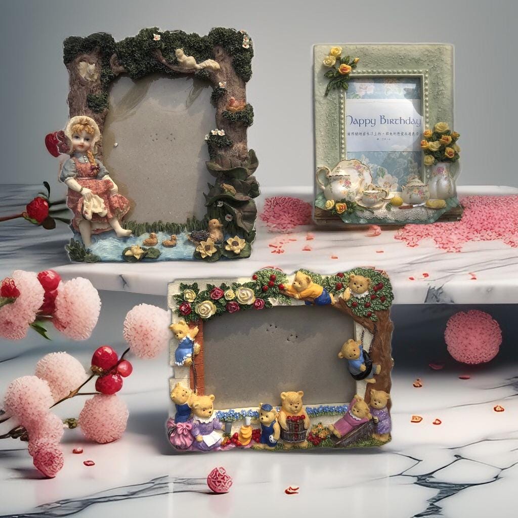 Vintage 3D Resin Floral Picture Frames: Ornate Japan Photo Frames
