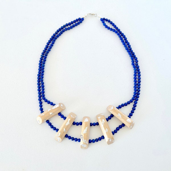 Collier double de lapis lazuli et perles de bois, Collier en bois et argent, Collier bleu en pierre, Collier ethnique en pierres précieuses