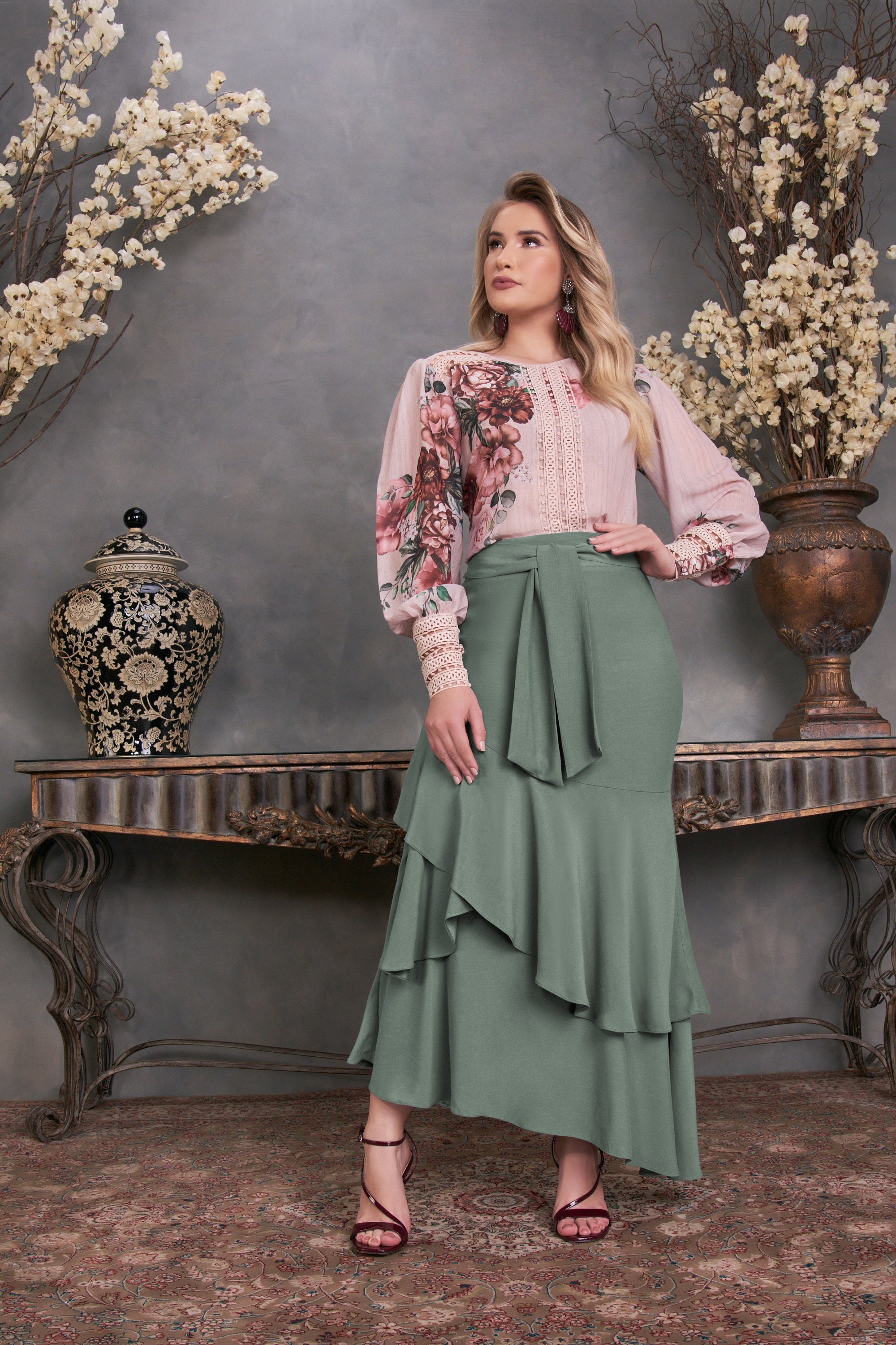 Asymmetrical skirt floral 2025
