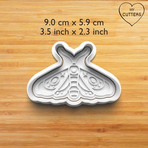 Motte Ausstecher mit Stempel