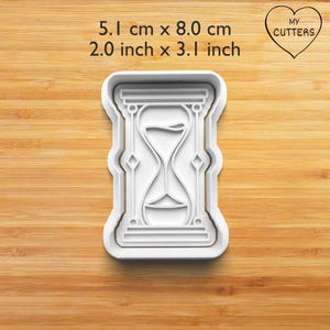 Sanduhr Ausstecher mit Stempel