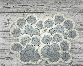 Crochet Paw Print Coasters – Handmade Pet Lover Gift, 4 Cotton Coasters, Dog or Cat Paw Drink Mats, Custom Color, Whimsical Home Decor