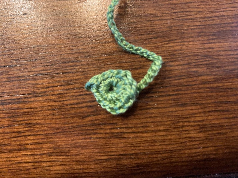 Crochet Flower Bookmark – Handmade Floral Bookmarker, Unique Gift for Readers, Book Lover Gift, Cute Yarn Bookmark with Leaf Accent image 6