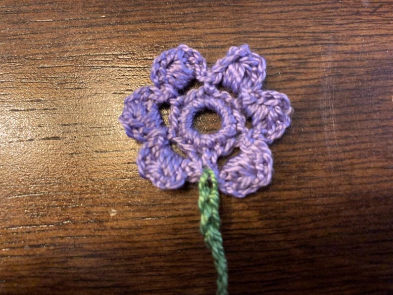 Crochet Flower Bookmark – Handmade Floral Bookmarker, Unique Gift for Readers, Book Lover Gift, Cute Yarn Bookmark with Leaf Accent image 4