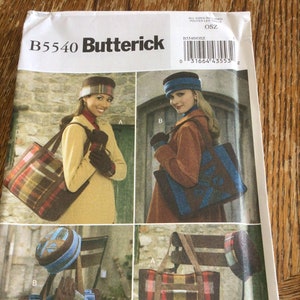 The McCall Pattern Company Butterick Pattern 2010 Tote, Hat and Gloves B5540