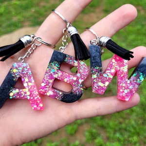 Pink Keychain, Pink Glitter Keychain, Graduation Gift, Resin Keychain, Resin Glitter Keychain, Pink Key fob, Glitter Key fob, Black and Pink