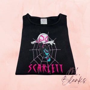 Camisa bordada de Spider-Woman: Camisa personalizada para cumpleañera