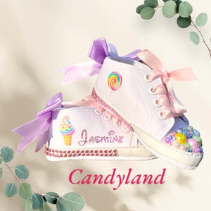 Babyschuhe, Babyschühchen, Glitzerschuhe, weiche Babyschuhe, Schuhe nach Maß, Geburtstagsschuhe, Krippeschuhe, Booties, Süßigkeitslandschuhe, Pastell