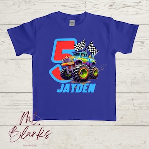 パーソナライズされたモンスタートラックの誕生日Tシャツ