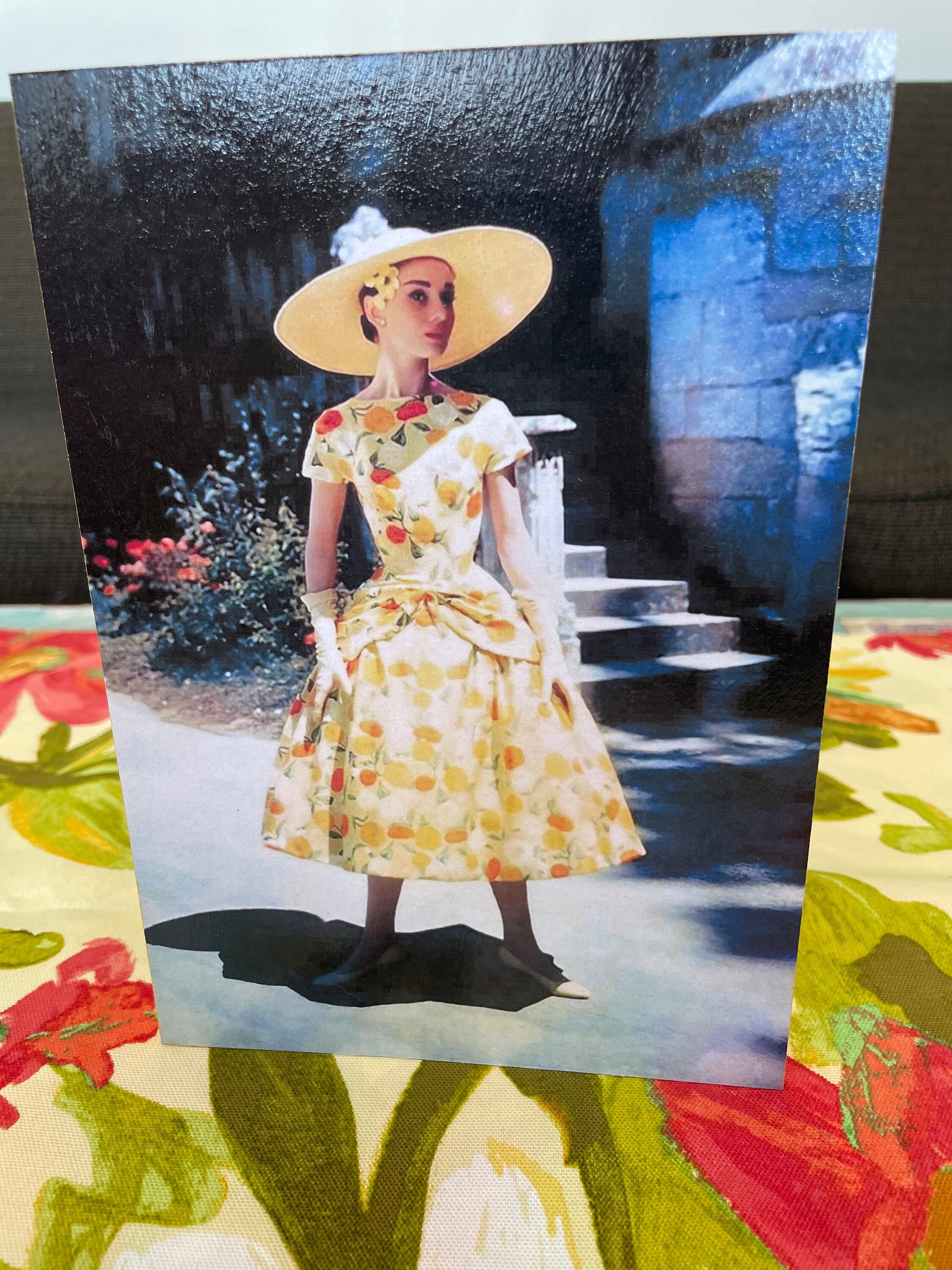 新品★スクラップブッキング★AUDREY HEPBURN テーマ♪★PARIS il_fullxfull.5693695874_1s98.jpg