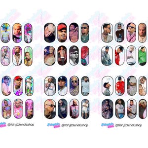 Puede incluir: Un conjunto de 30 pegatinas para uñas con varias imágenes de una celebridad masculina. Las pegatinas están dispuestas en una cuadrícula de 6 filas y 5 columnas. Cada pegatina es un primer plano de la cara de la celebridad, con diferentes fondos y poses. Las pegatinas están impresas sobre un fondo transparente y están listas para ser aplicadas a las uñas.