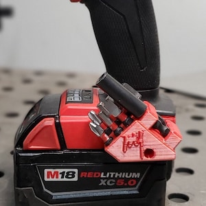 8 Bit Holder For Milwaukee M18 Fuel Brushless 1/4&quot; Impact Driver (Extremely Durable TPU)