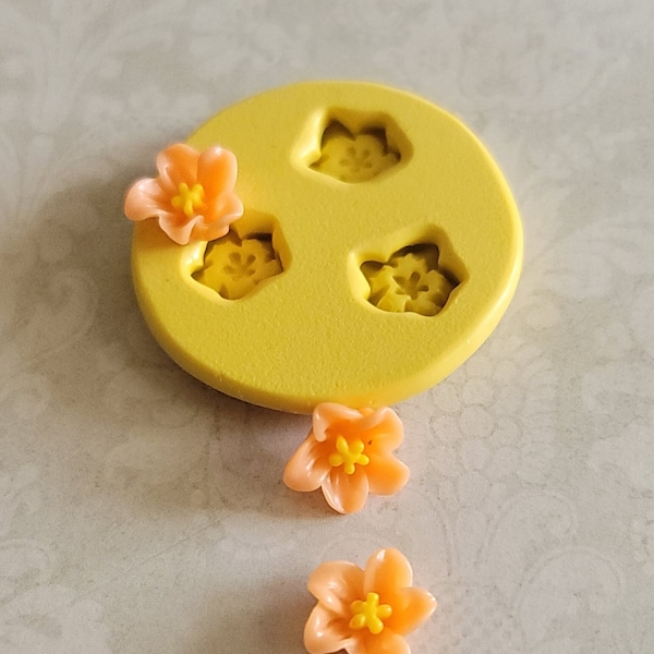 Cherry Blossom Silicone Mold Chocolate Mini Flowers Mold For Fondant For Polymer Clay Flower Resin Flower Cupcake Decor