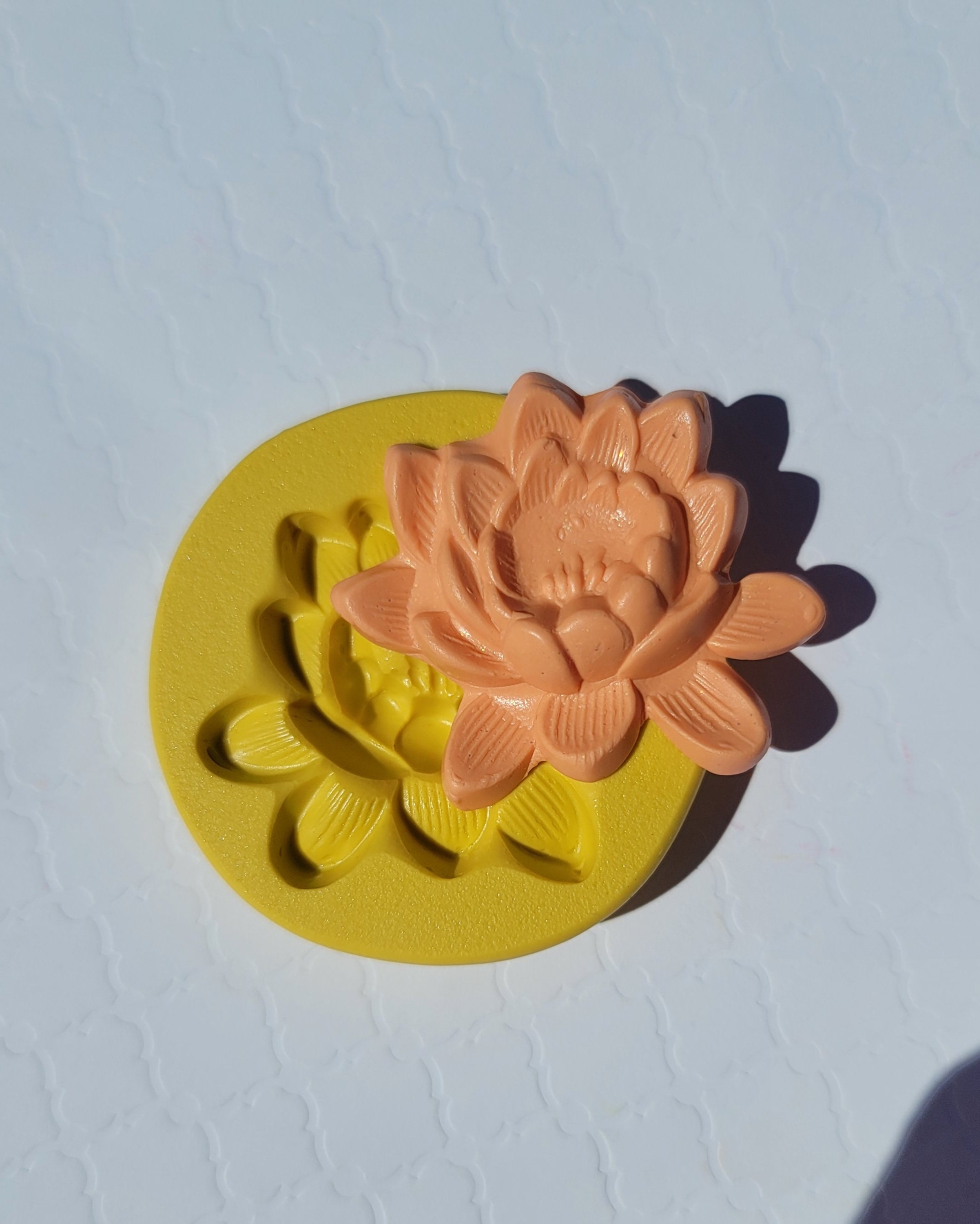 Different Flowers Silicone Mold Flower Center Mold for Chocolate