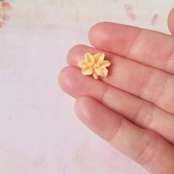 Different Flowers Silicone Mold Flower Center Mold for Chocolate Mini  Flower Mold for Fondant for Polymer Clay Resin 