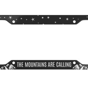 Cadre de plaque d'immatriculation The Mountains Are Call - Plaque d'immatriculation Adventure Awaits - Cache d'immatriculation Mountains - Accessoire de voiture Adventure - Camping