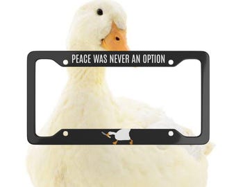 Fred var aldrig ett alternativ Registreringsskyltsram - Anka Registreringsskylt - Murder Duck - Meme Registreringsskylt - Gen Z Registreringsskylt - Rolig Körkort