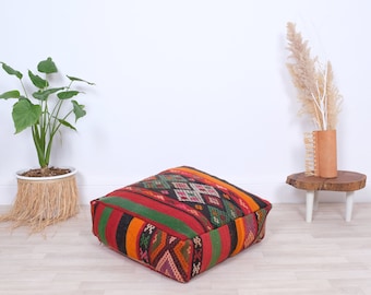 Moroccan Kilim Pouf, Floor Pouf, Vintage Moroccan Ottoman, Square floor pouf, Berber Floor Cushion .