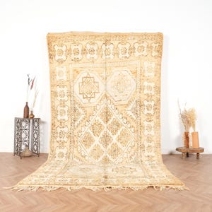 Vintage Moroccan rug, Berber Rug, large vintage boujaad rug 5.5x10.5 FT, moroccan area rug
