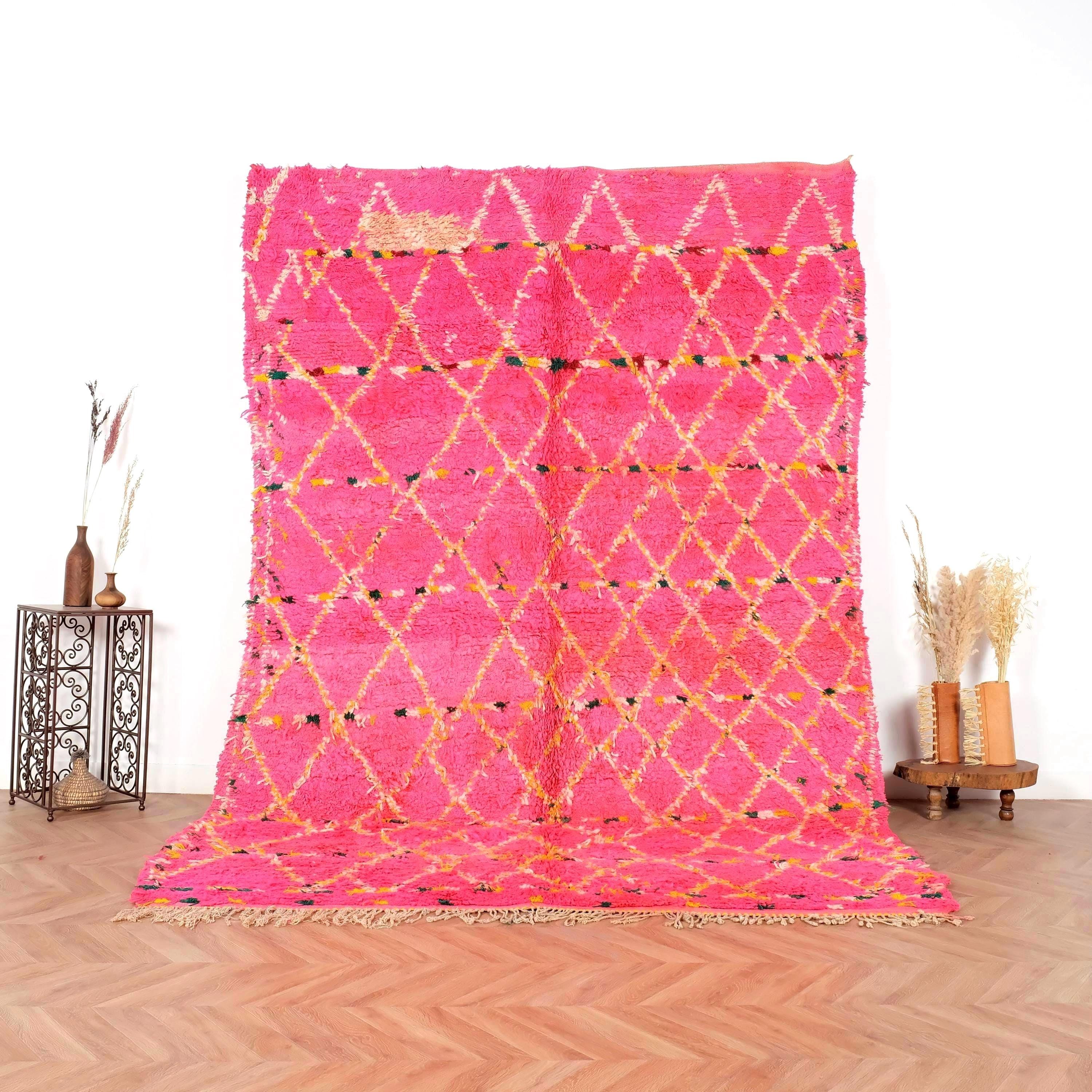 Vintage Boujaad Rug - Pink moroccan rug -Wool Moroccan rug 6.5x9.5 ft - boho rug.