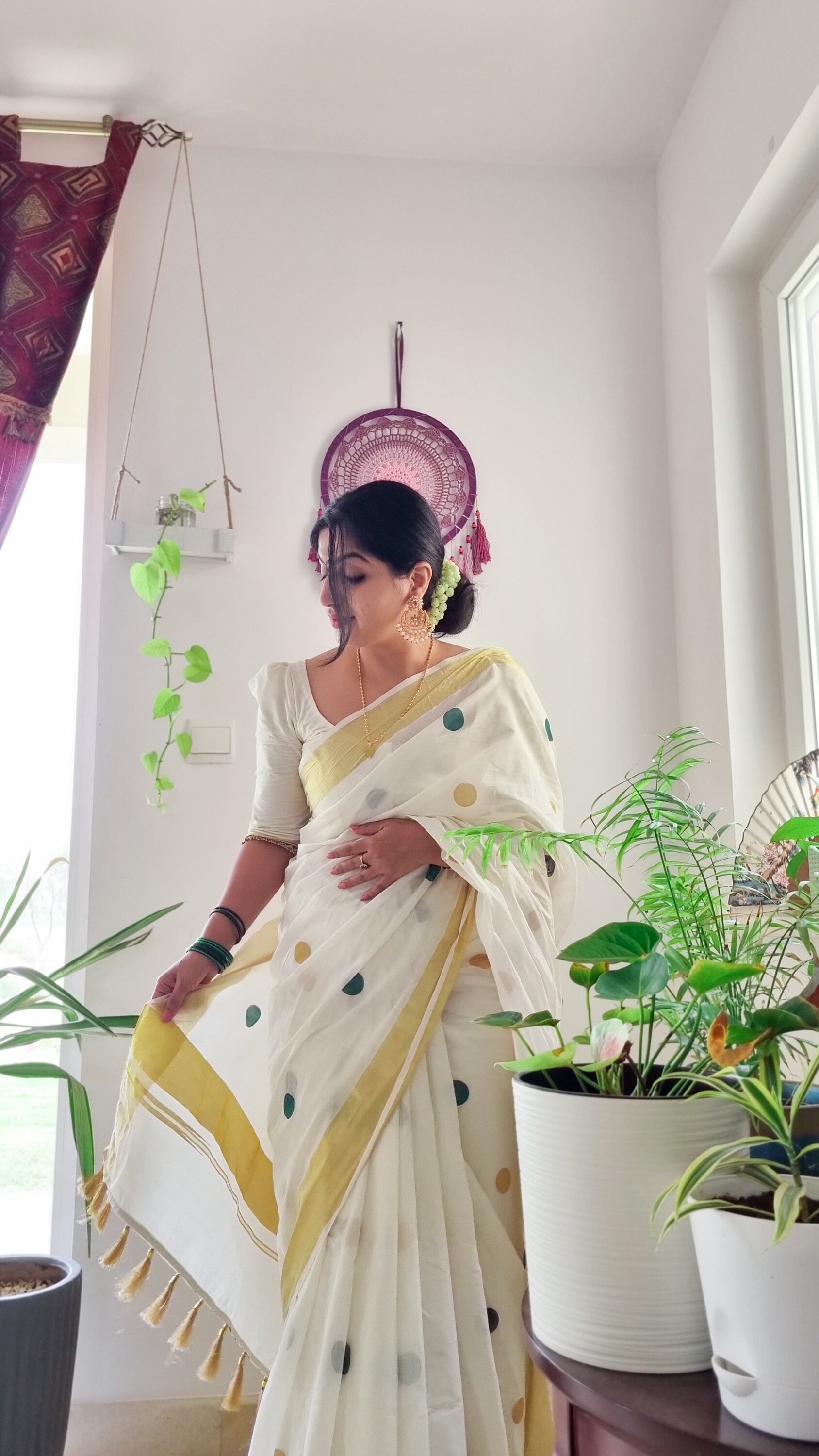 Polka Dot Crepe Silk Easy/Readymade Saree