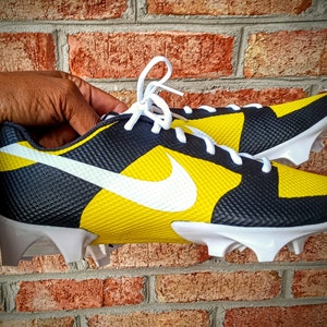 Nike D's