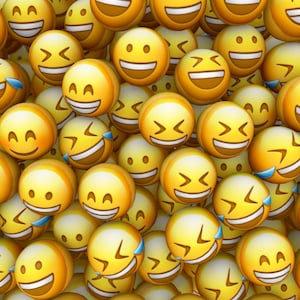 Happy Emoji Transition with alpha channel and sound for your video scenes stinger social media transition or any other, with sound
