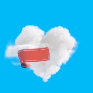 Puede incluir: Una nube blanca con forma de coraz&oacute;n con una cinta roja envuelta alrededor sobre un fondo azul.