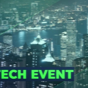 以下が含まれることがあります： 高層ビルと水面のある夜の都市の風景。前景に「TECH EVENT」の文字があります。