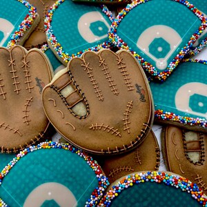 Custom Cookie Cutter BASEBALL GLOVE mitt softball sports teams MLB - Fast Made, Fast Ship