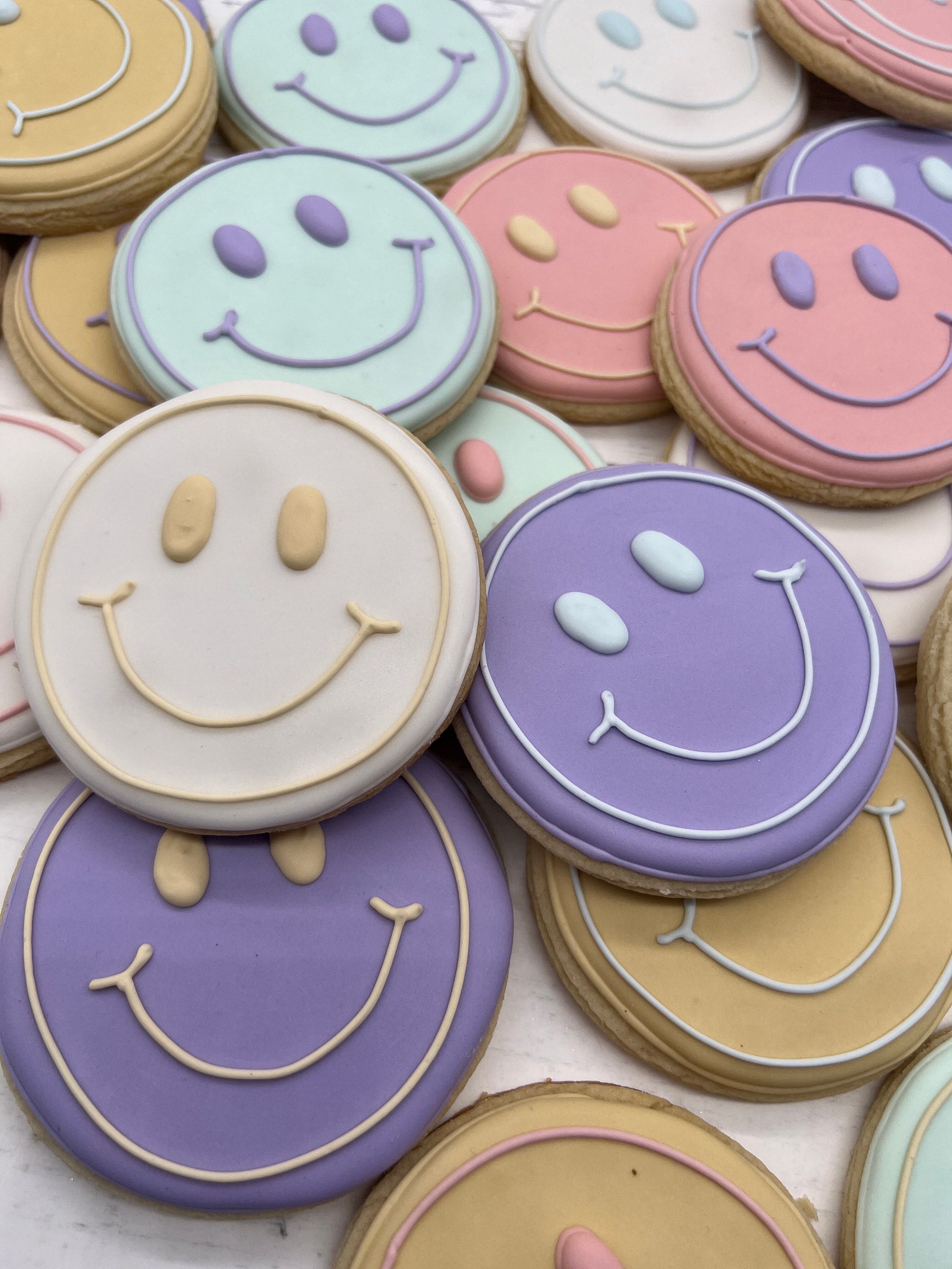 Custom Sugar Cookies Ultra Deluxe Vintage Retro Smiley Face