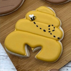 Cookie Cutter BEEHIVE Digital STL File Download 3d Printing Beehive Bees Summer Flower Bumblebee Hive