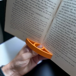 Book Page Holder | Book page holder | Personalized Gift | Thumb Page Holder | Gifts For Book Lovers | 3D Printed | Personalized Gift