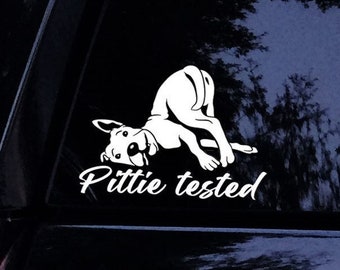 Pittie probado ¡Besa esto! Etiqueta engomada del perro de Pitbull - con la etiqueta engomada GRATUITA de la mamá de Pitbull - etiqueta engomada de la ventana del coche del vinilo