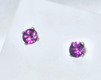 Mozambique Roshoite Garnet earrings