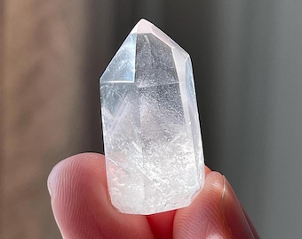 XL ピンク リチウム クォーツ ポイント: ブラジル、バイーア産の希少な